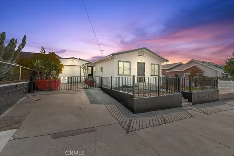 456 North Rowan Avenue, Los Angeles, CA MLS: DW25058035