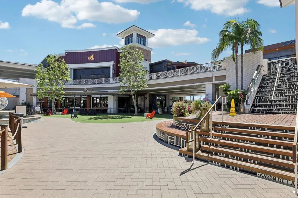 Additional image 69 of 7126 Marina Pacifica Drive N, Long Beach, CA 90803