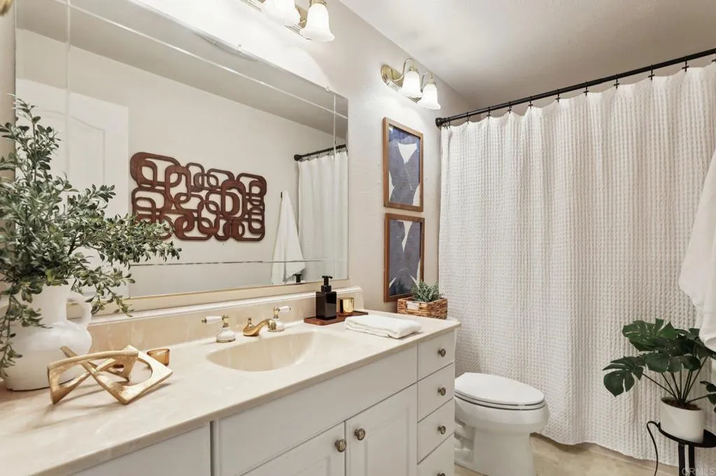 Additional image 99 of 7126 Marina Pacifica Drive N, Long Beach, CA 90803