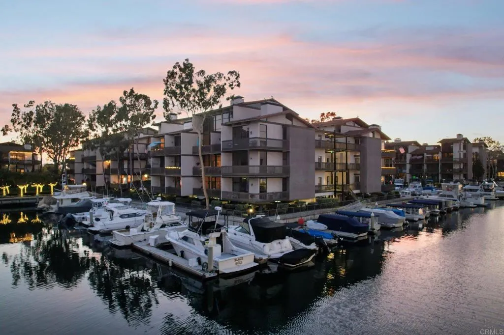 Additional image 58 of 7126 Marina Pacifica Drive N, Long Beach, CA 90803