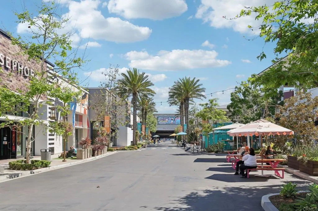 Additional image 140 of 7126 Marina Pacifica Drive N, Long Beach, CA 90803