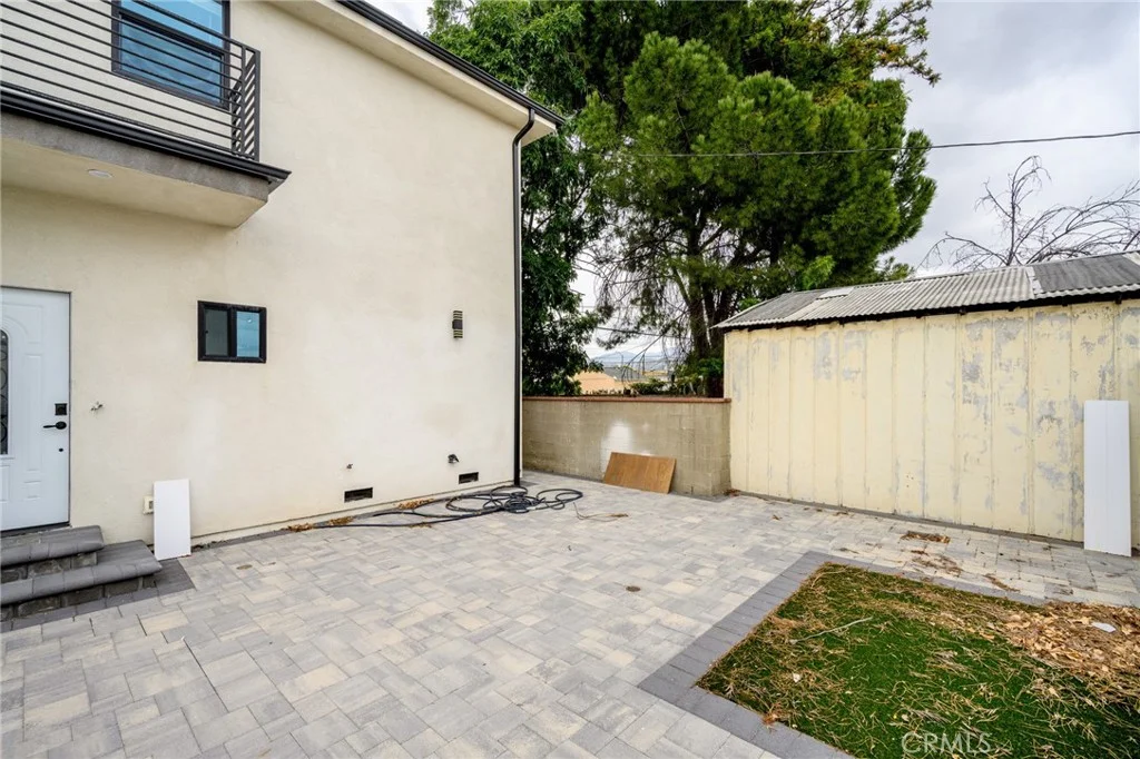 11217 Cohasset, Sun Valley, CA 91352