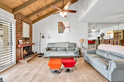26 Pueblo Vista Drive, Palm Springs, CA MLS: IG25114489