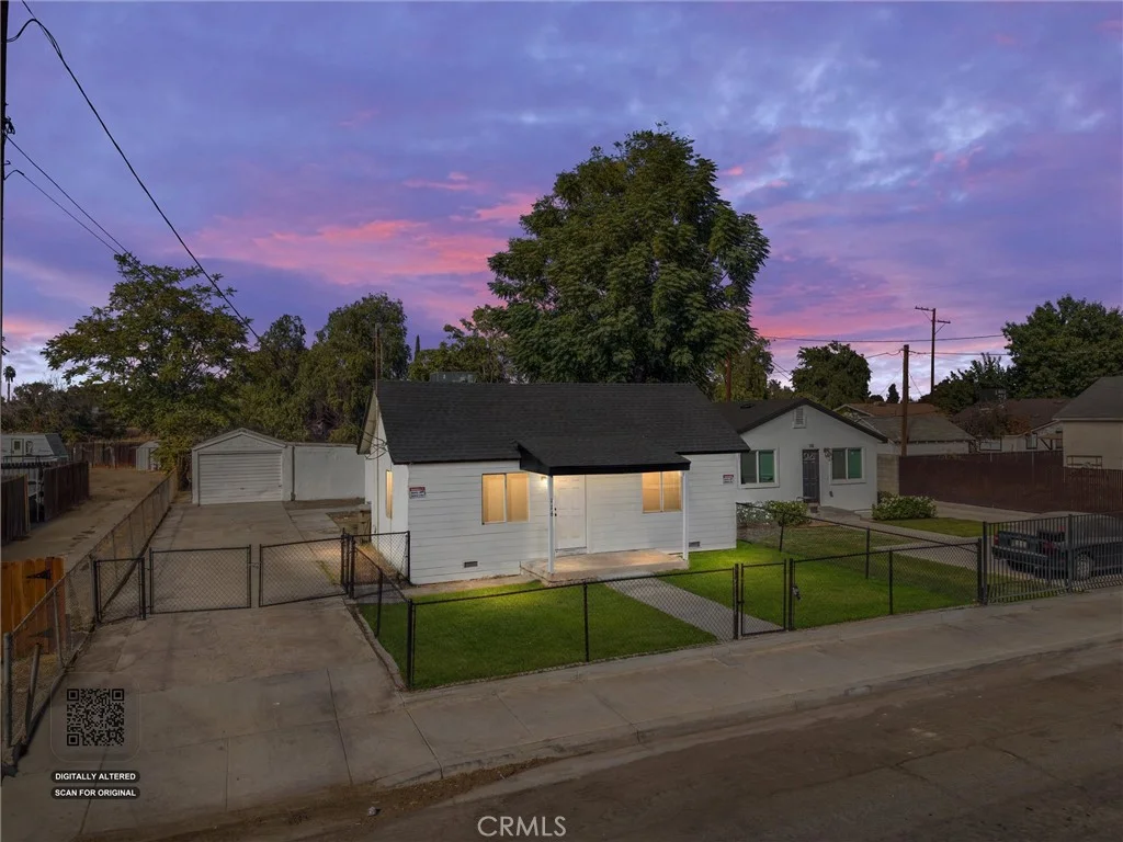 116 E Warren Avenue, Bakersfield, CA 93308 photo 2