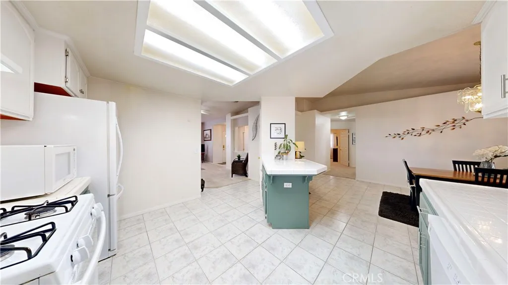 Additional image 36 of 15640 Lime St, Hesperia, CA 92345