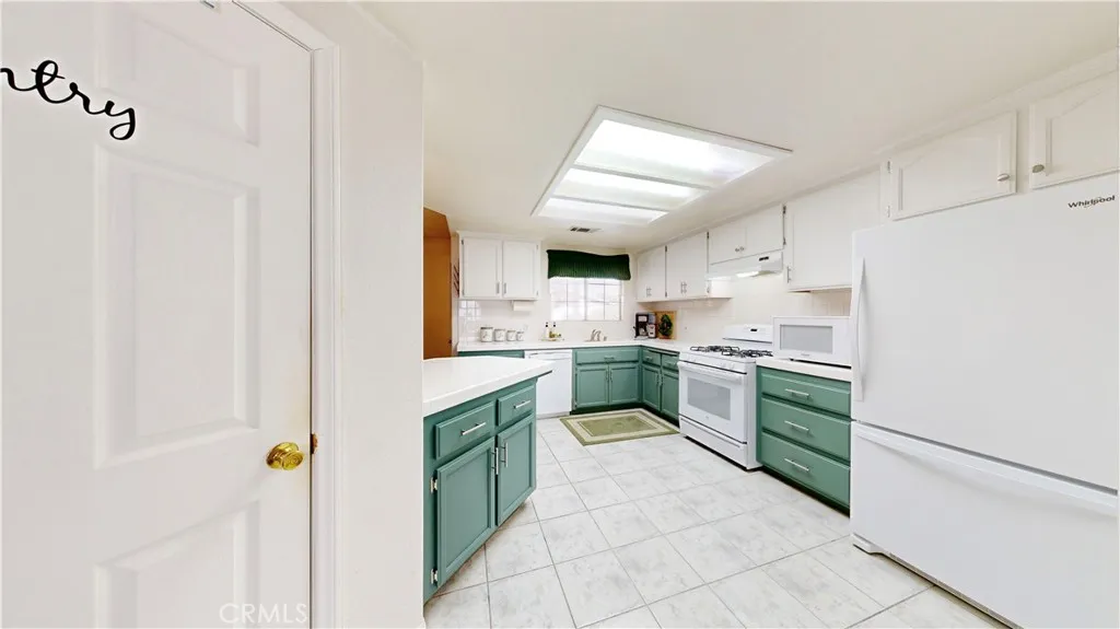 Additional image 32 of 15640 Lime St, Hesperia, CA 92345