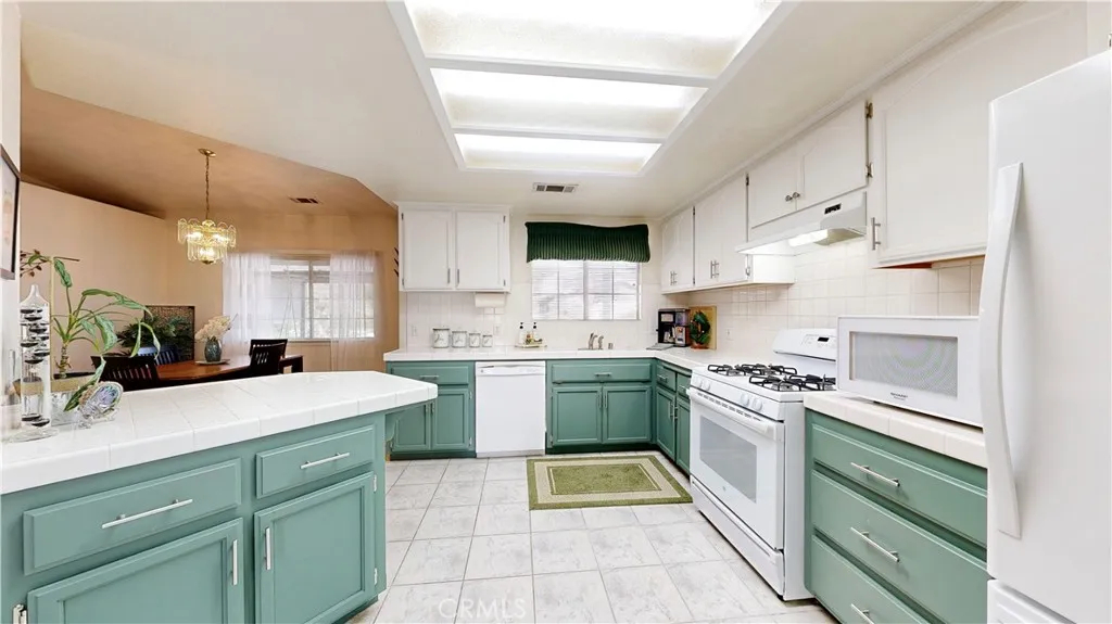 Additional image 107 of 15640 Lime St, Hesperia, CA 92345