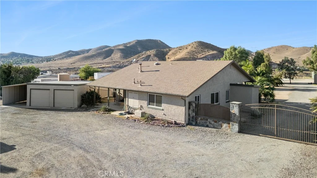 541 Foreston Dr, Palmdale, CA 93510 photo 4