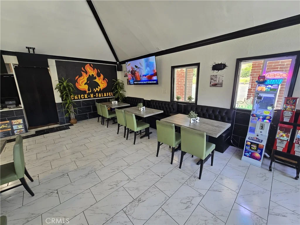 1431 E Washington St, Colton, CA 92324 photo 4