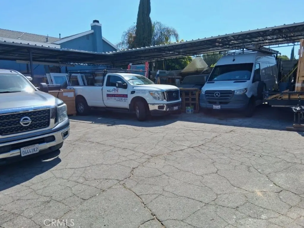 Additional image 4 of 18738 Sherman Way, Reseda, CA 91335