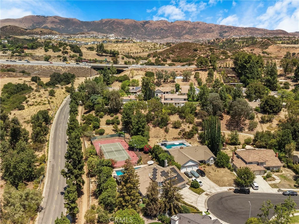 21335 Dove Pl, Chatsworth, CA 91311