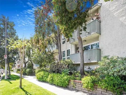3649 Glendon Avenue Unit 208, Los Angeles, CA 90034 - MLS#: SR25049955