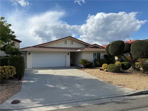30243 Skippers Way Drive, Canyon Lake, CA MLS: SW25051408