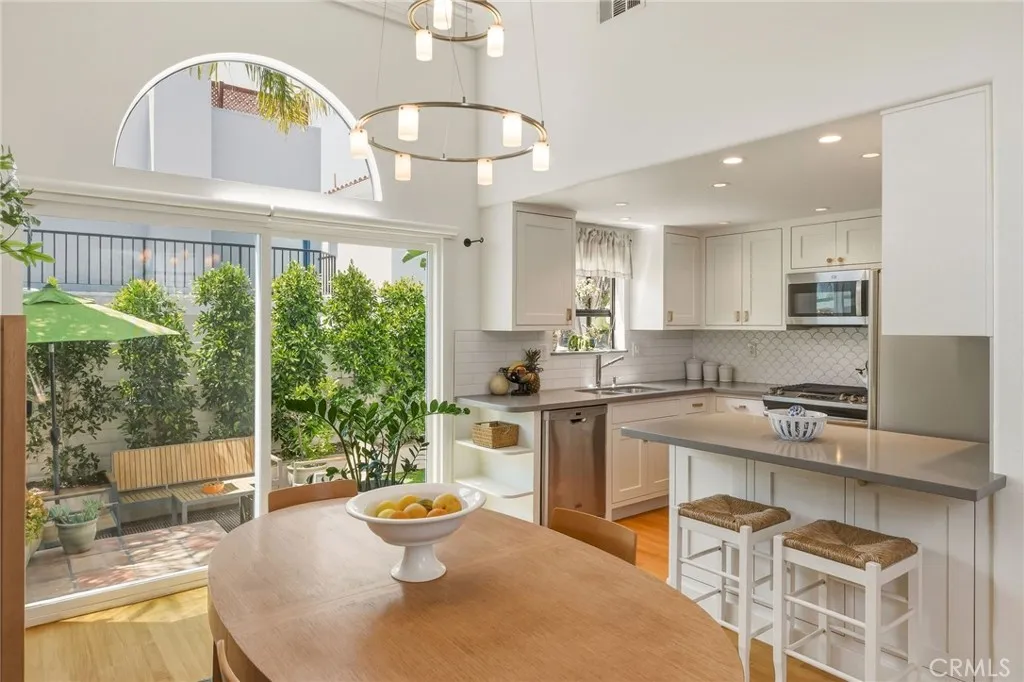 Additional image 6 of 1513 Wollacott St, Redondo Beach, CA 90278
