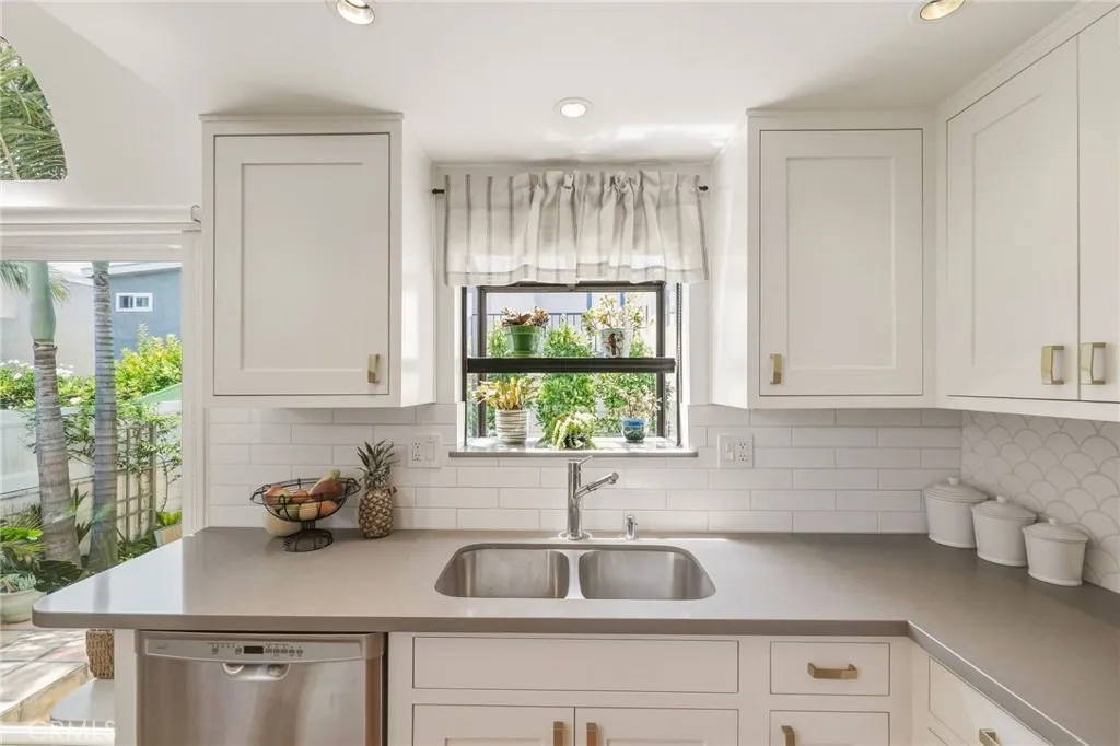 Additional image 74 of 1513 Wollacott St, Redondo Beach, CA 90278