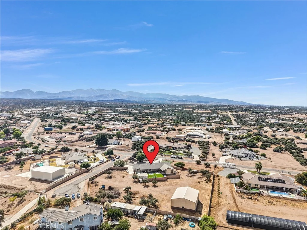 9522 Arrowhead Court, Phelan, CA 92371