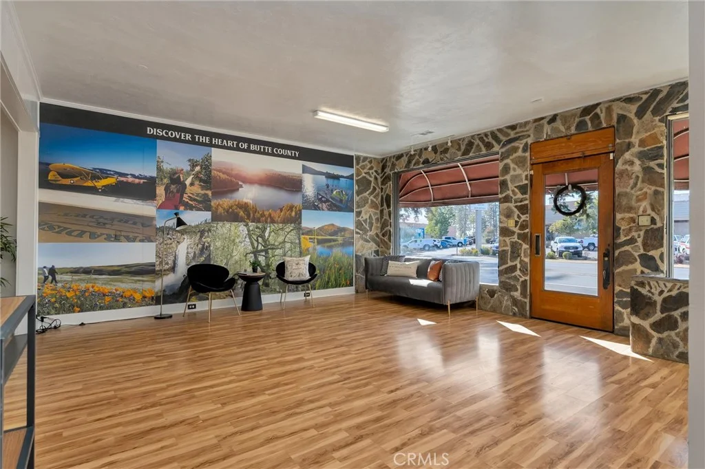 6294 Skyway, Paradise, CA 95969 photo 3