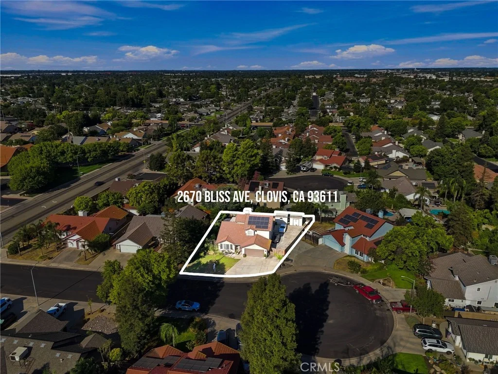 2670 Bliss Ave, Clovis, CA 93611