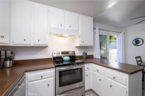334 Gladys Avenue Unit 103, Long Beach, CA 90814 - MLS#: SB25048047