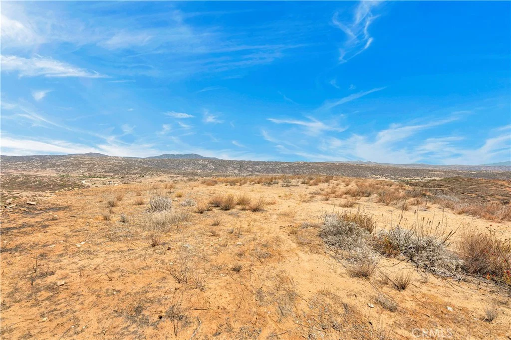 Silver Springs, Hemet, CA 92544 photo 2