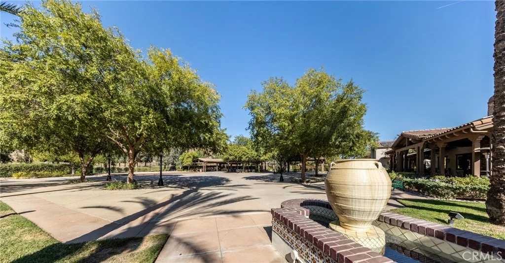 124 Lopez Way, Hemet, CA 92545