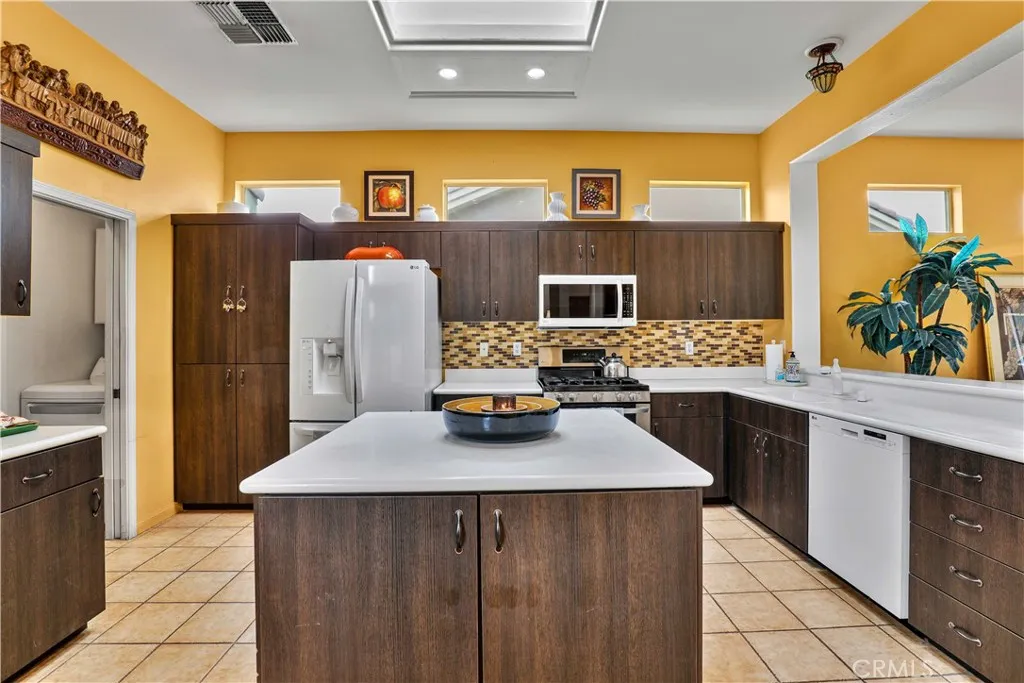 Additional image 60 of 38563 Bent Palm Drive, Palm Desert, CA 92211