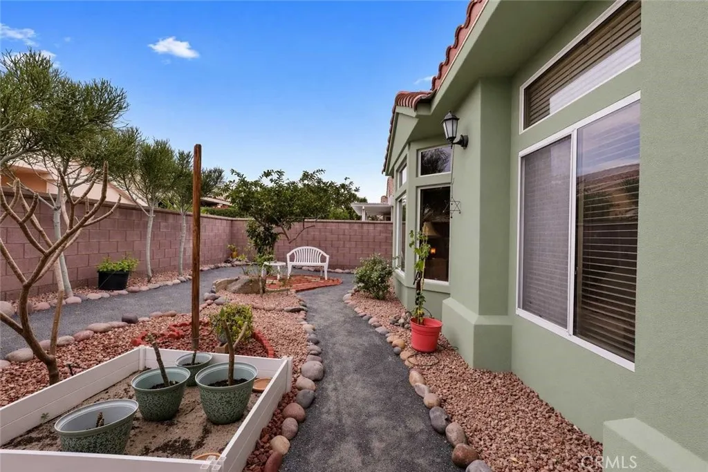 Additional image 79 of 38563 Bent Palm Drive, Palm Desert, CA 92211