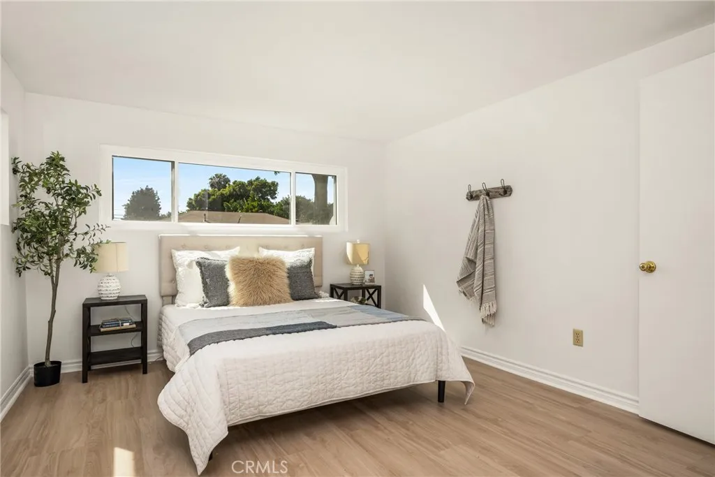 Additional image 35 of 1842 N Greenbrier Rd, Long Beach, CA 90815