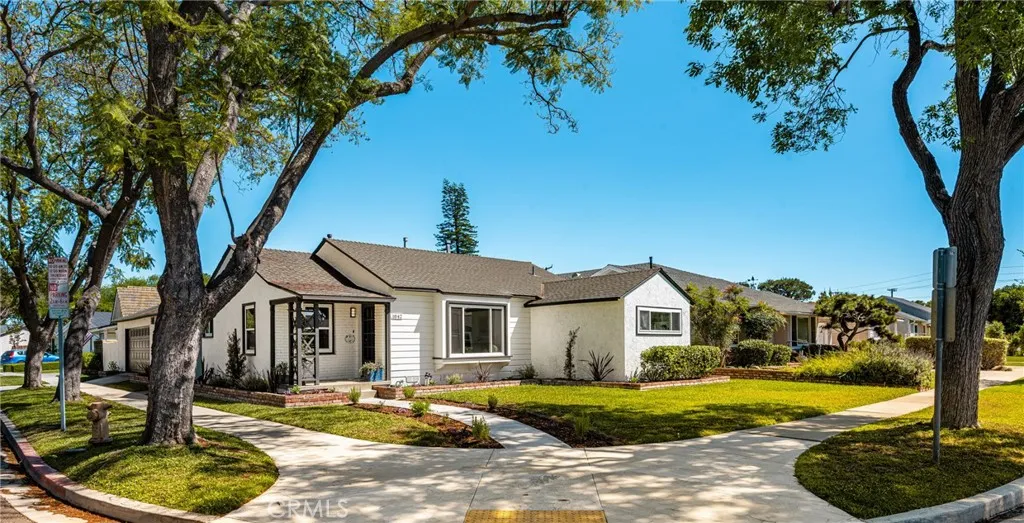 Additional image 50 of 1842 N Greenbrier Rd, Long Beach, CA 90815