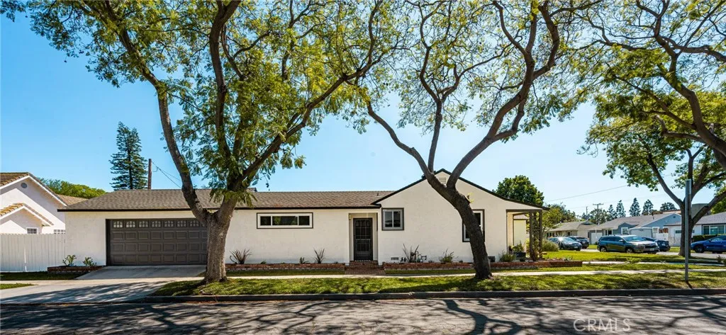 Additional image 6 of 1842 N Greenbrier Rd, Long Beach, CA 90815