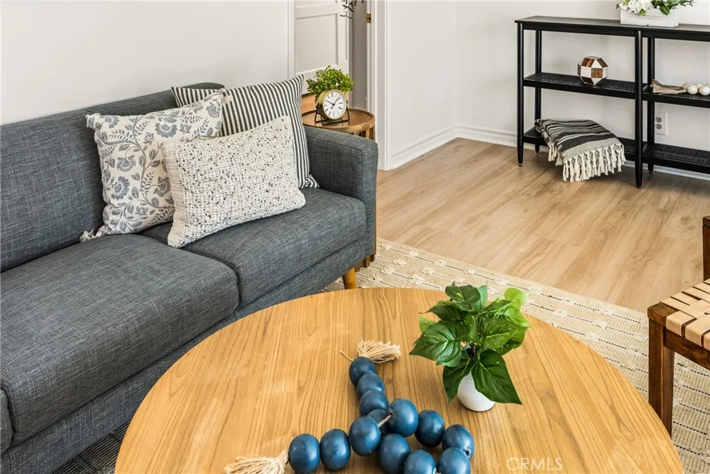 Additional image 12 of 1842 N Greenbrier Rd, Long Beach, CA 90815