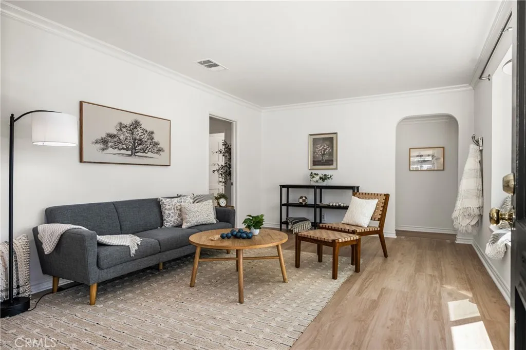 Additional image 11 of 1842 N Greenbrier Rd, Long Beach, CA 90815