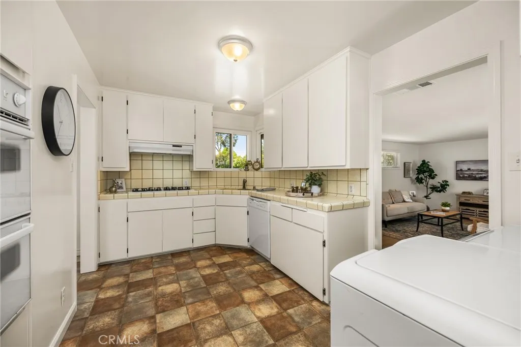 Additional image 72 of 1842 N Greenbrier Rd, Long Beach, CA 90815