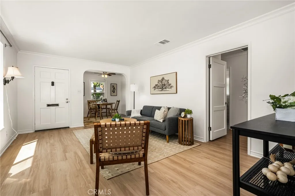 Additional image 14 of 1842 N Greenbrier Rd, Long Beach, CA 90815