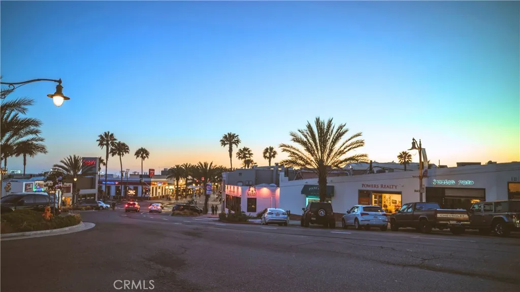 1715 Morgan Ln, Redondo Beach, CA 90278