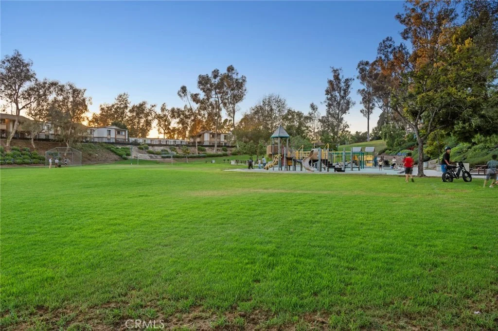 25182 Stockport St, Laguna Hills, CA 92653