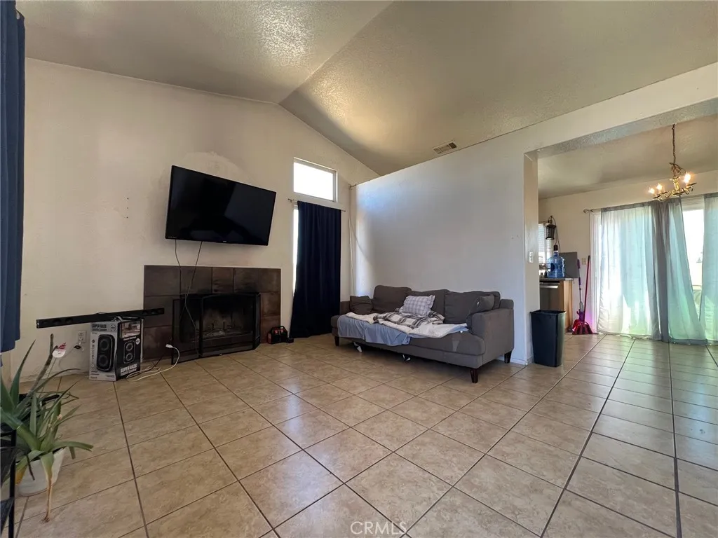 Additional image 10 of 36918 57th St E, Palmdale, CA 93552