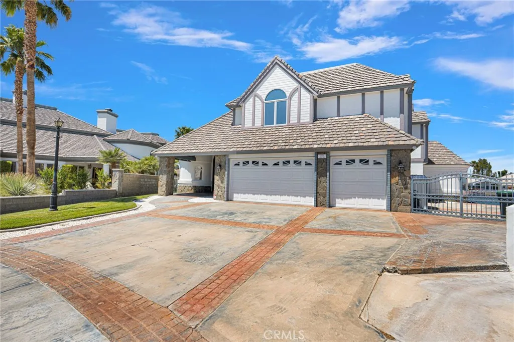 Additional image 4 of 13570 Anchor Dr, Victorville, CA 92395