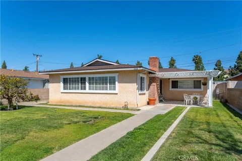 1625 W Pine Street, Santa Ana, CA MLS: DW25064065
