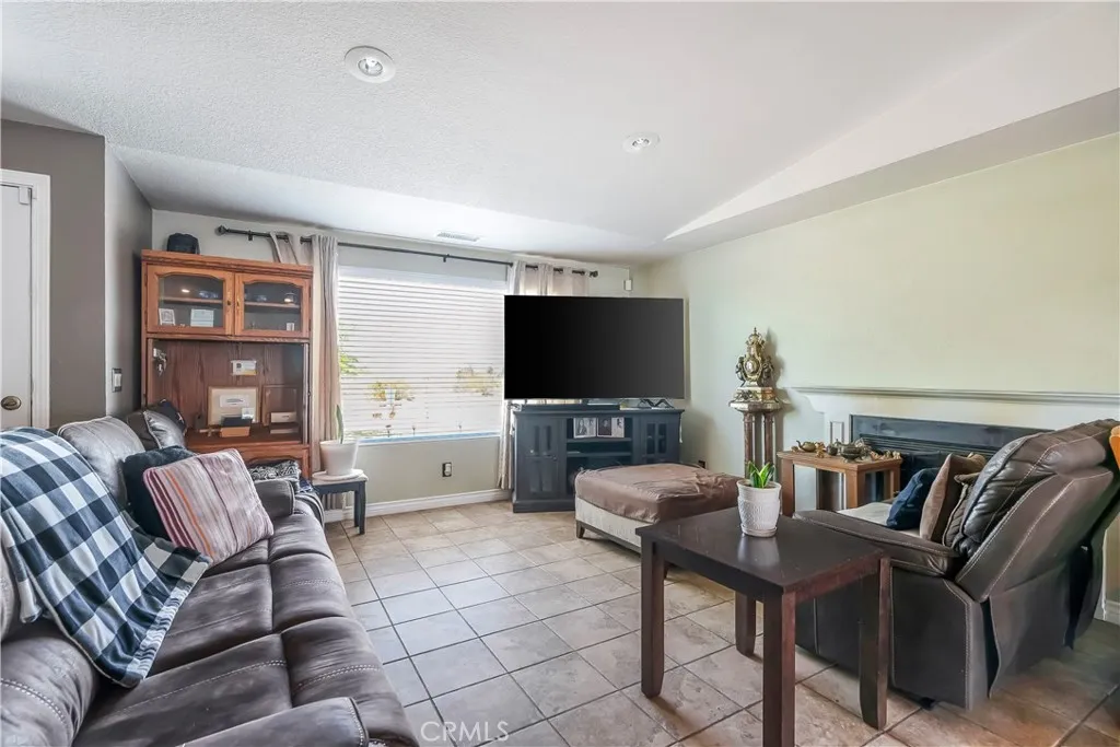 Additional image 8 of 17133 Mesquite Rd, Apple Valley, CA 92307