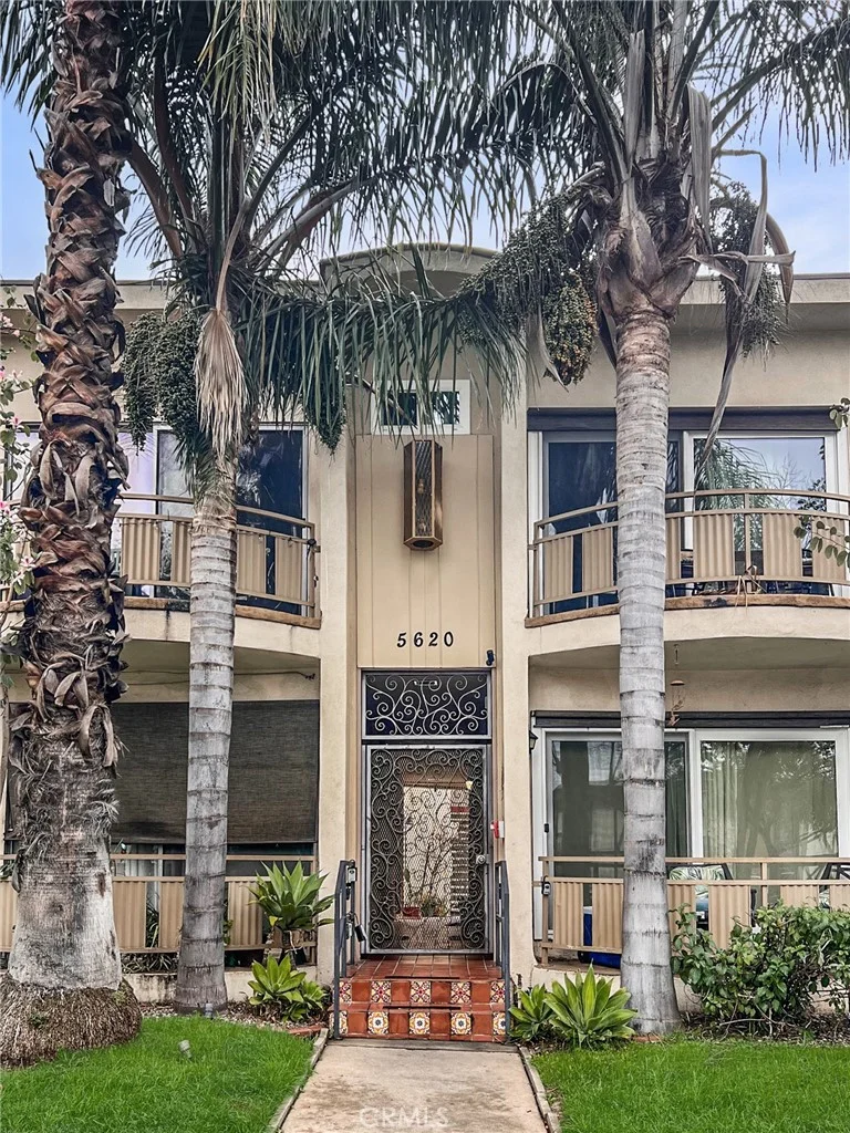 5620 Woodman Ave Unit 5, Valley Glen, CA 91401