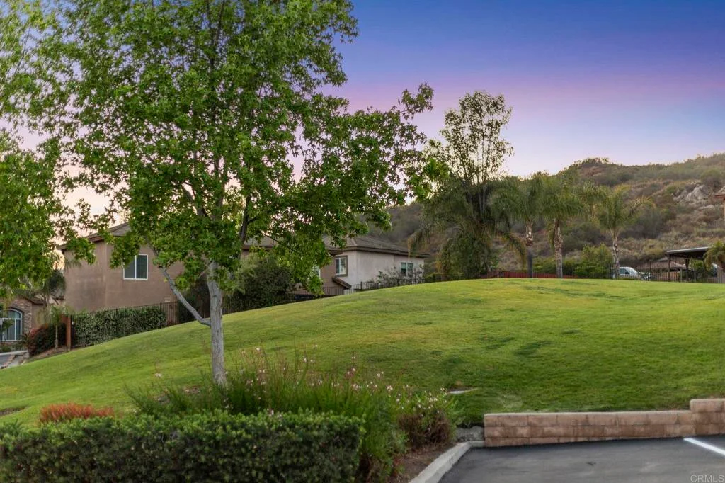 29822 Jodi Ann Ct, Escondido, CA 92026