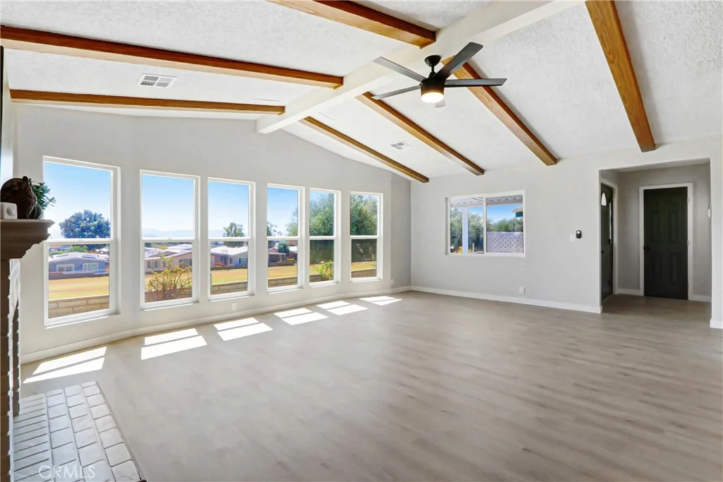 10002 Frontier Trl, Cherry Valley, CA 92223 photo 5