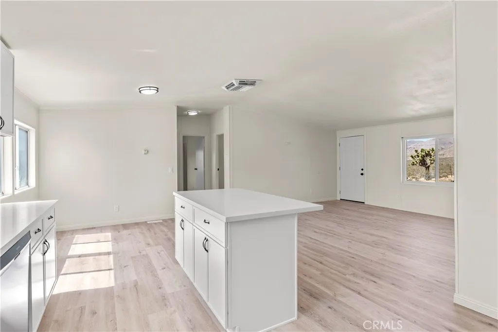 Additional image 40 of 15720 Chicago Rd, Apple Valley, CA 92307