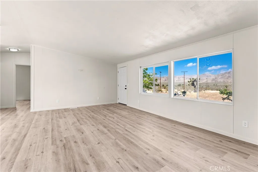 Additional image 6 of 15720 Chicago Rd, Apple Valley, CA 92307