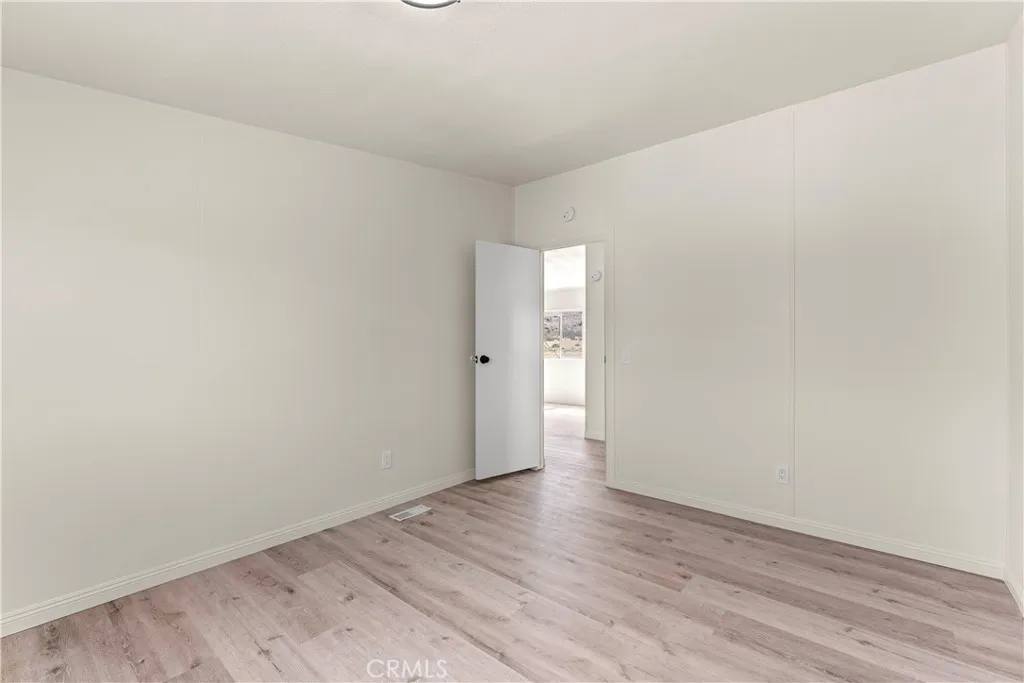Additional image 16 of 15720 Chicago Rd, Apple Valley, CA 92307