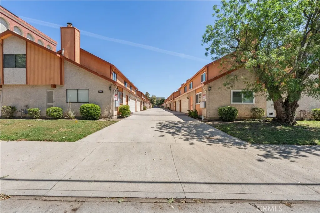 Additional image 2 of 9946 Owensmouth Ave, Chatsworth, CA 91311