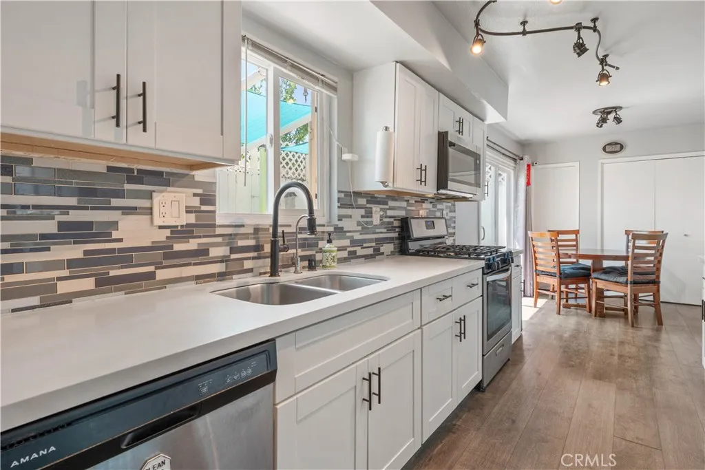 Additional image 33 of 9946 Owensmouth Ave, Chatsworth, CA 91311