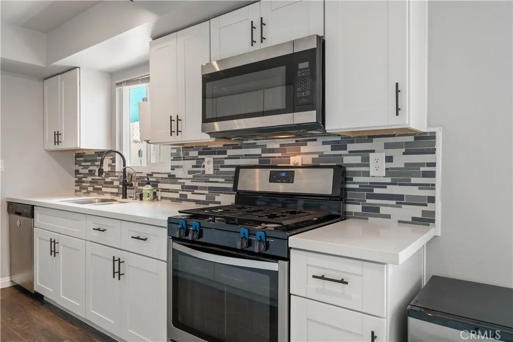 Additional image 34 of 9946 Owensmouth Ave, Chatsworth, CA 91311