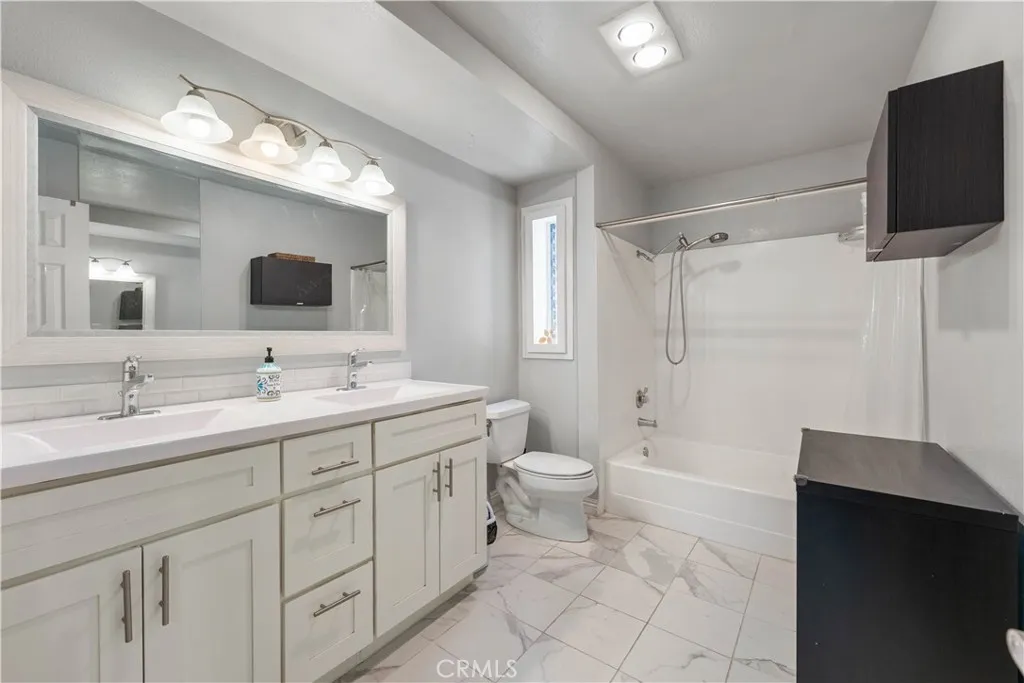 Additional image 40 of 9946 Owensmouth Ave, Chatsworth, CA 91311